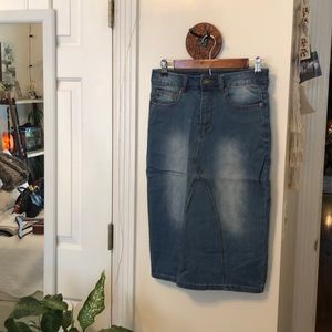 ✨ Jade Mackenzie Levi Skirt